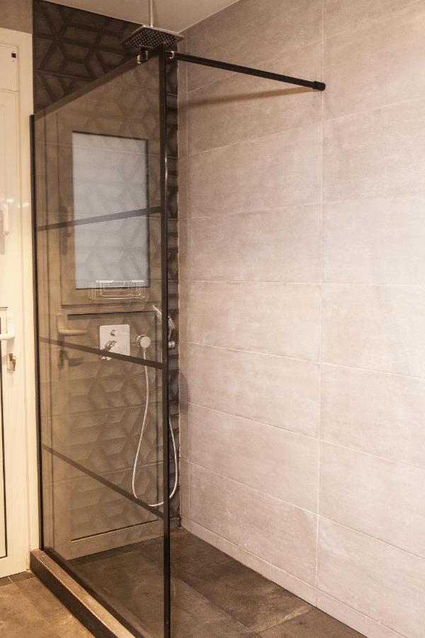 Central Comfy Modern Flat 2 Bedrooms 2 Bathrooms 雅典 外观 照片